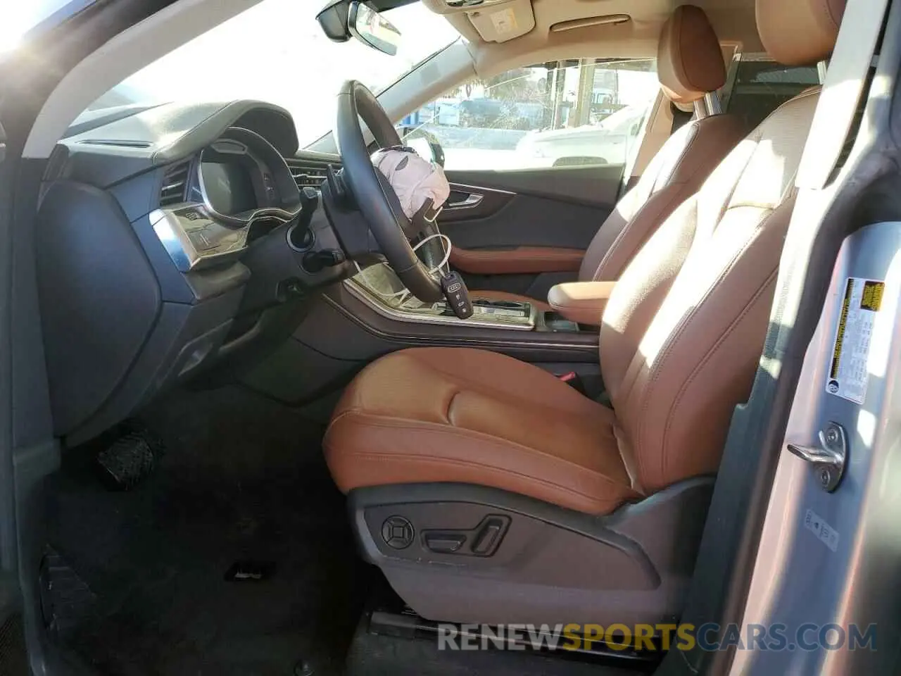 7 Photograph of a damaged car WA1FVBF11ND034739 AUDI Q8 2022