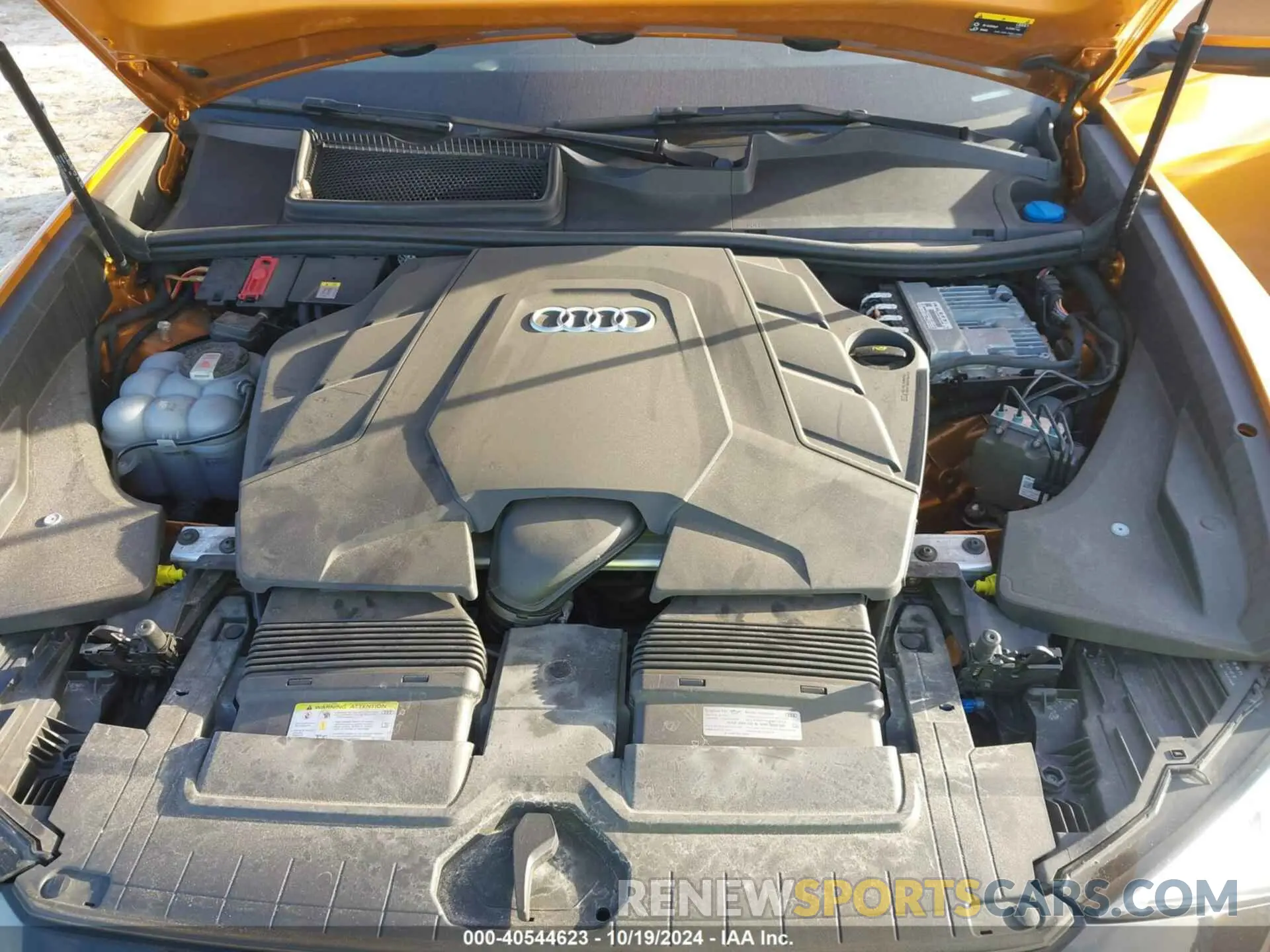 10 Photograph of a damaged car WA1FVBF12ND005170 AUDI Q8 2022