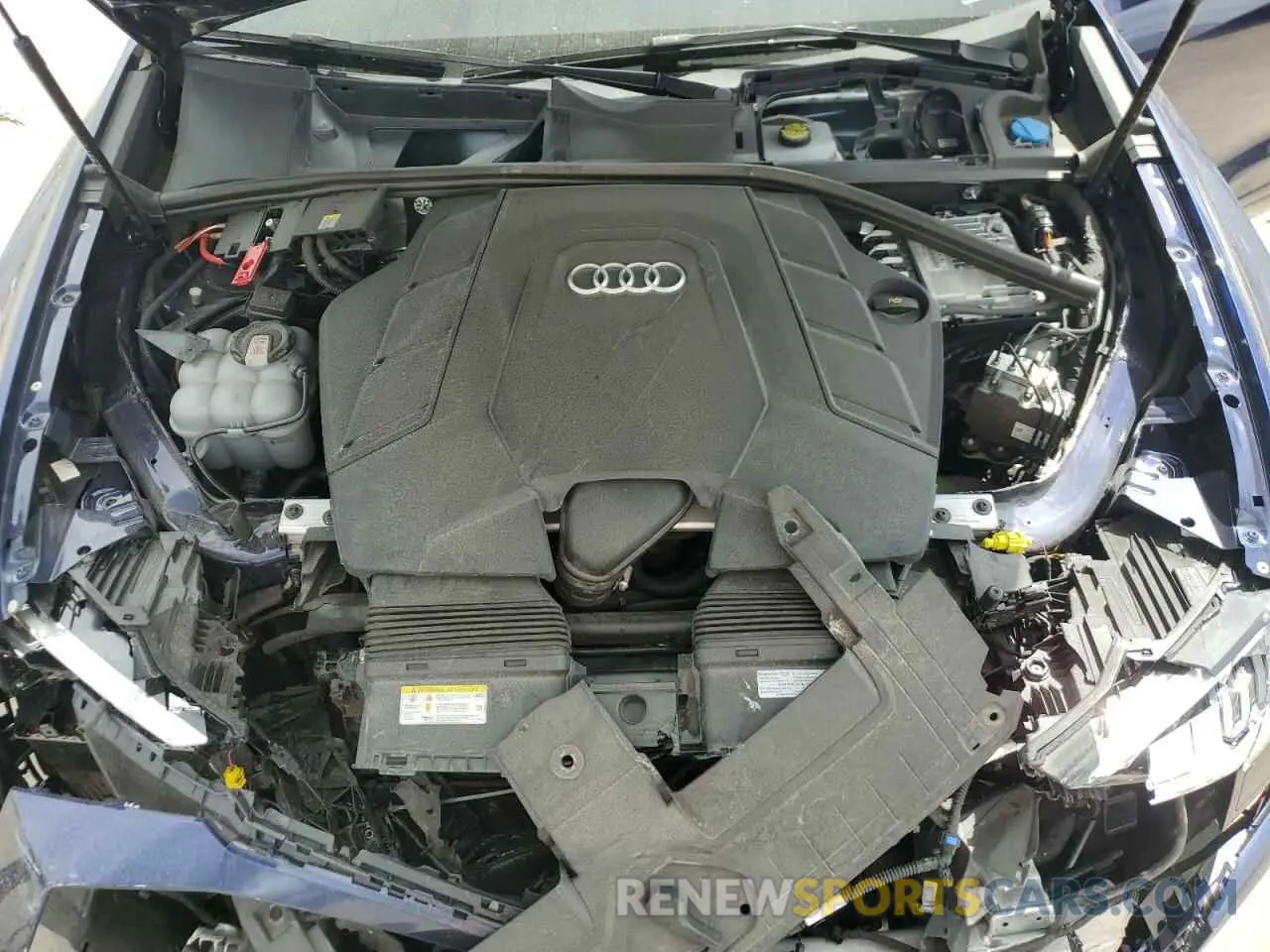 13 Photograph of a damaged car WA1FVBF12ND009672 AUDI Q8 2022