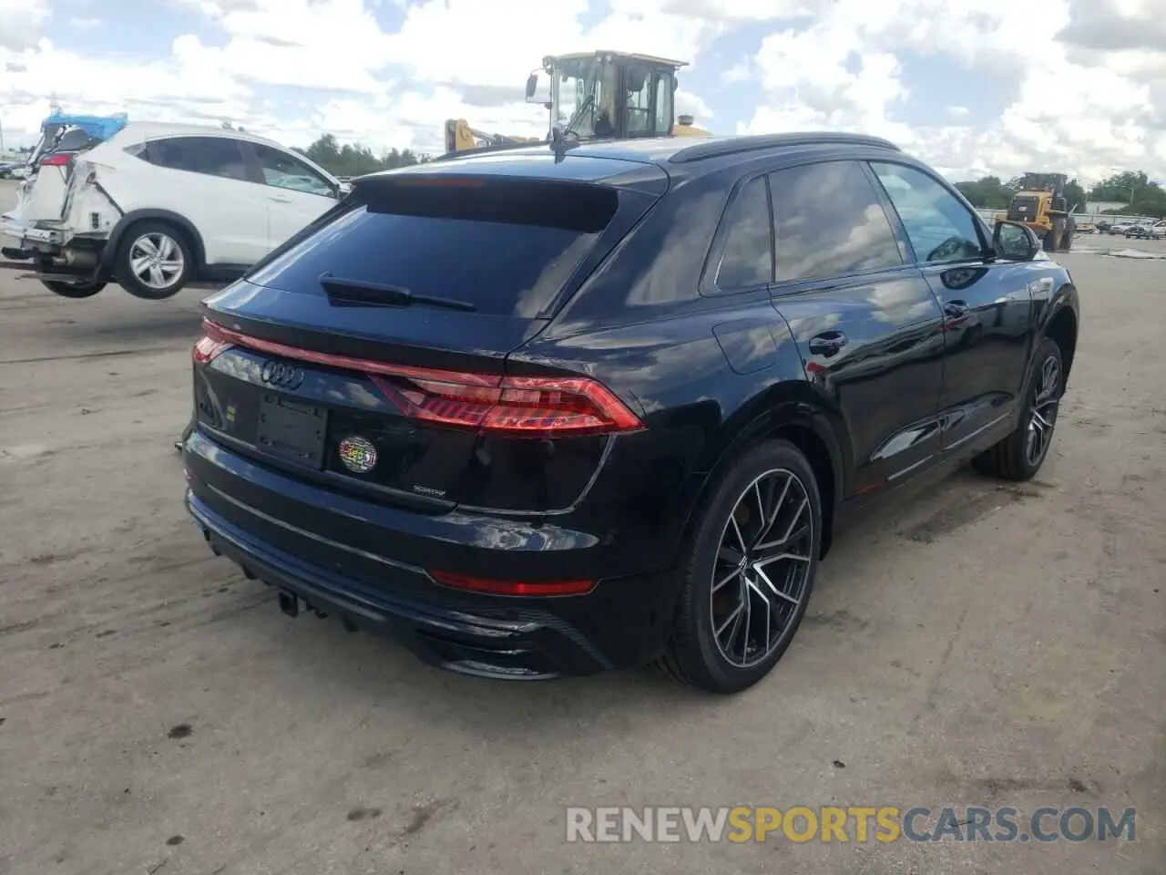 4 Photograph of a damaged car WA1FVBF13ND027243 AUDI Q8 2022