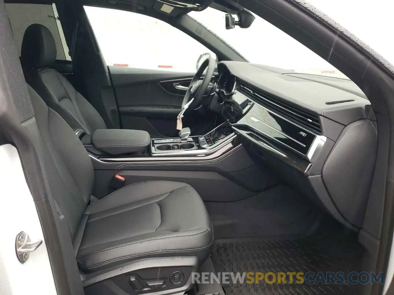 5 Photograph of a damaged car WA1FVBF15ND021489 AUDI Q8 2022
