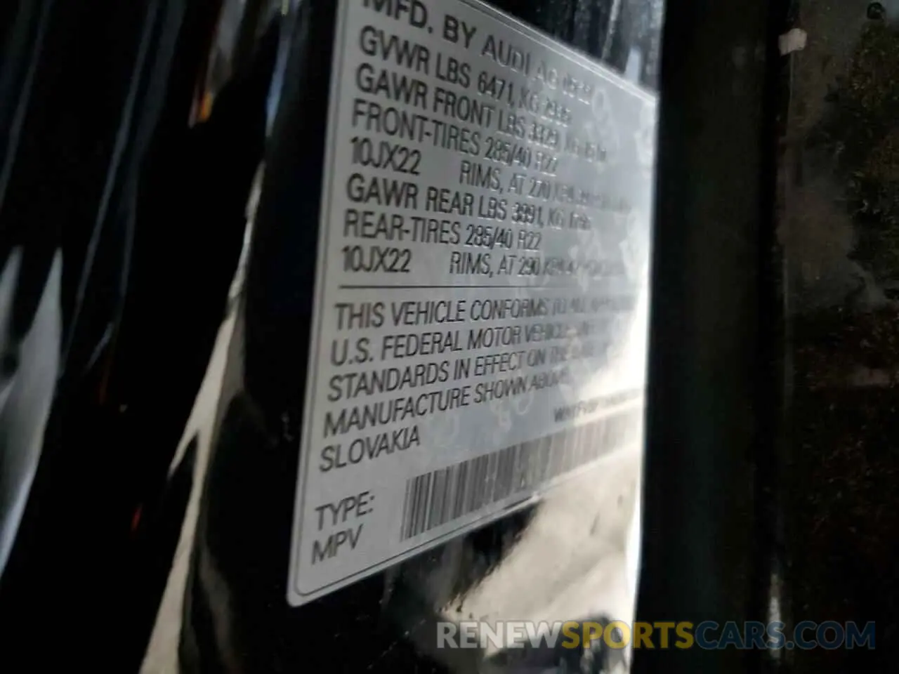 13 Photograph of a damaged car WA1FVBF15ND027521 AUDI Q8 2022