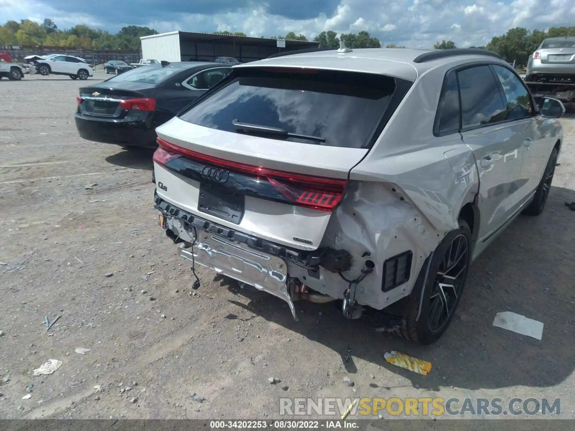 6 Photograph of a damaged car WA1FVBF19ND010611 AUDI Q8 2022