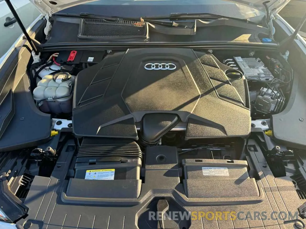 9 Photograph of a damaged car WA1AVBF12PD025576 AUDI Q8 2023