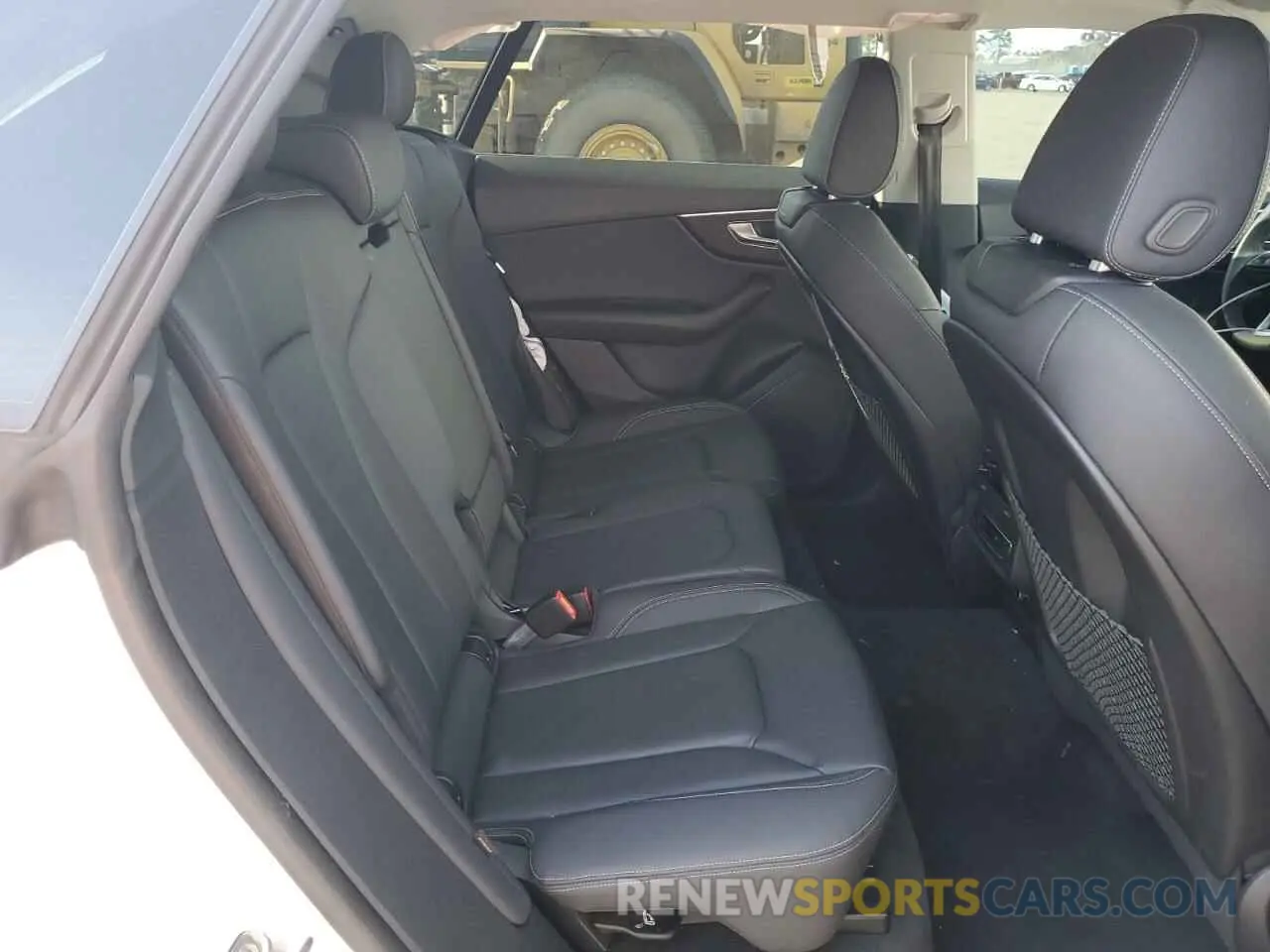 11 Photograph of a damaged car WA1AVBF12PD044905 AUDI Q8 2023
