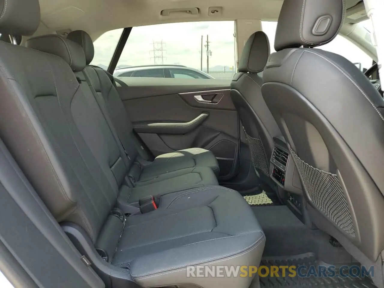 11 Photograph of a damaged car WA1BVBF17PD038960 AUDI Q8 2023