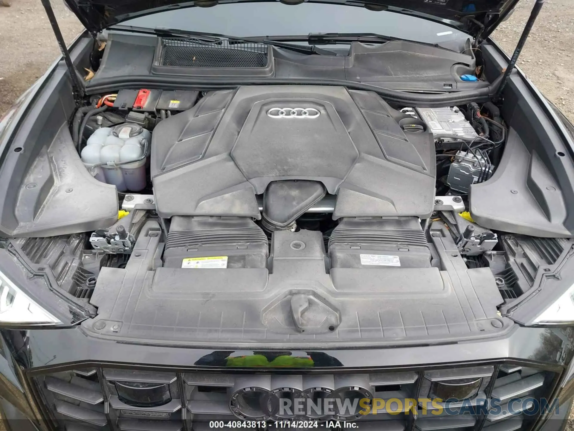 10 Photograph of a damaged car WA1EVBF13PD041254 AUDI Q8 2023