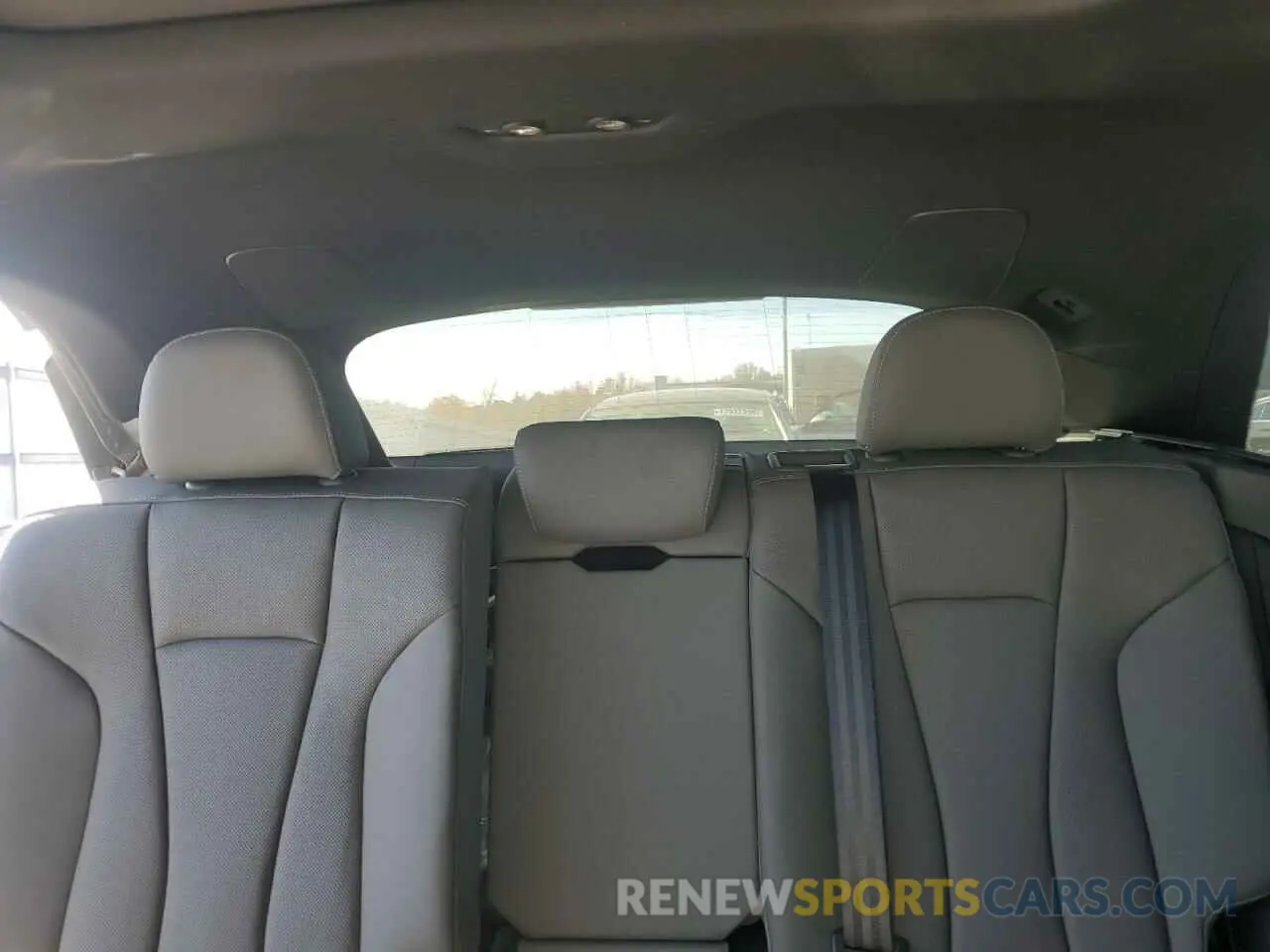 10 Photograph of a damaged car WA1EVBF19PD036253 AUDI Q8 2023