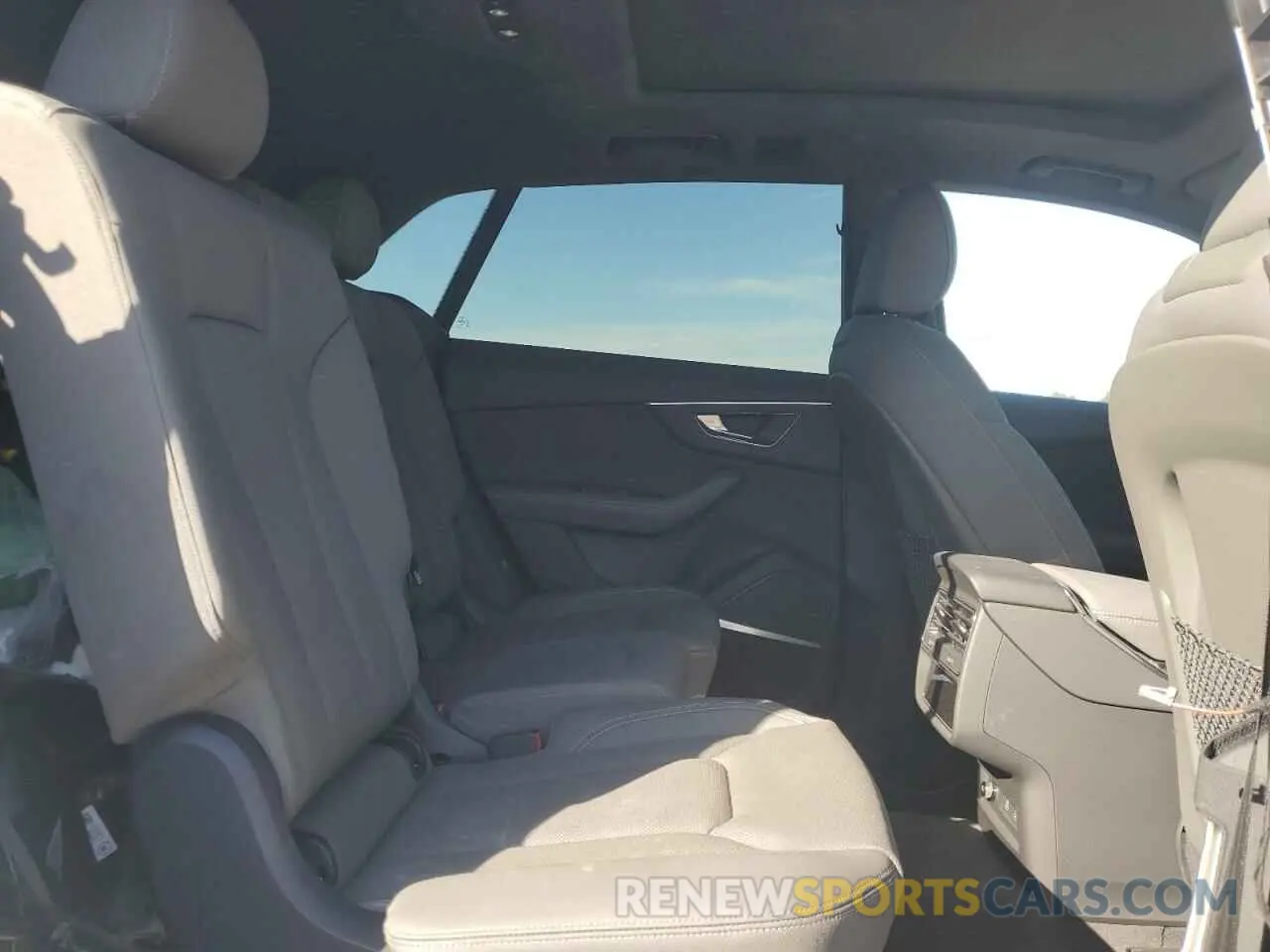 11 Photograph of a damaged car WA1EVBF19PD036253 AUDI Q8 2023