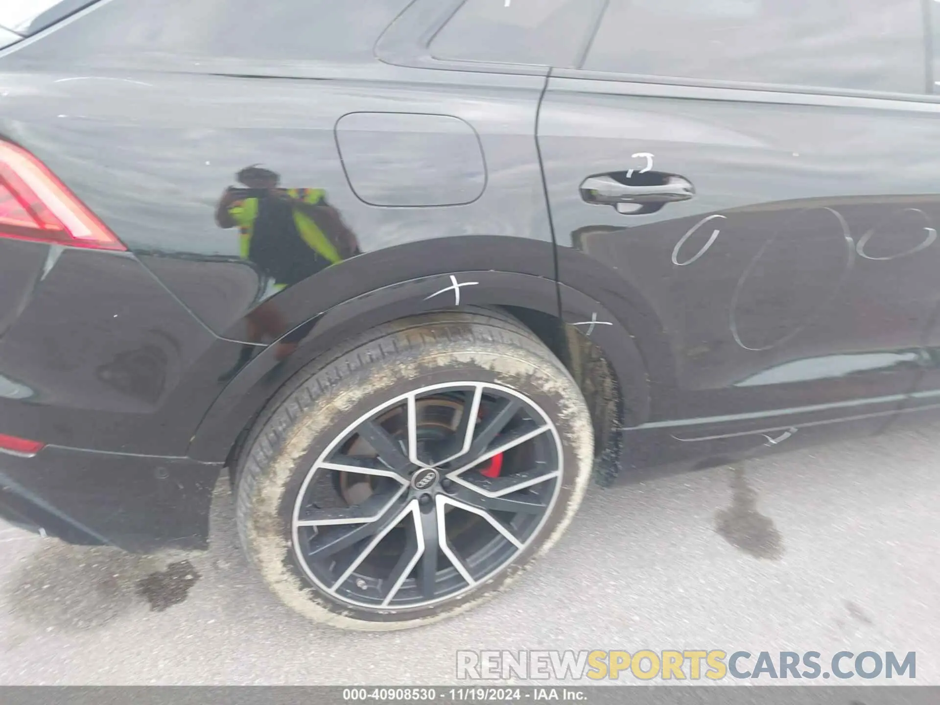20 Photograph of a damaged car WA1FVBF12PD004748 AUDI Q8 2023