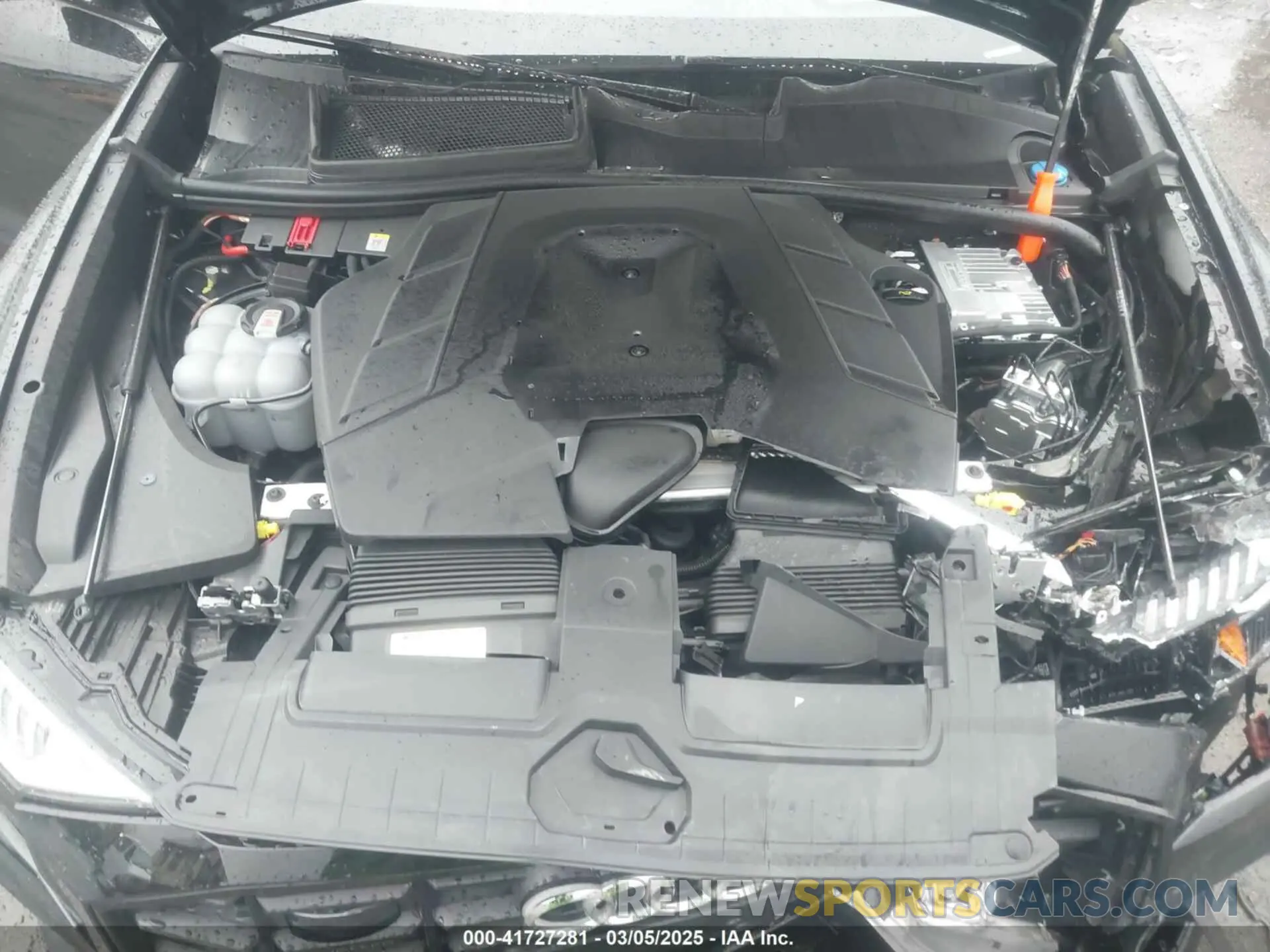 10 Photograph of a damaged car WA1FVBF12PD044134 AUDI Q8 2023