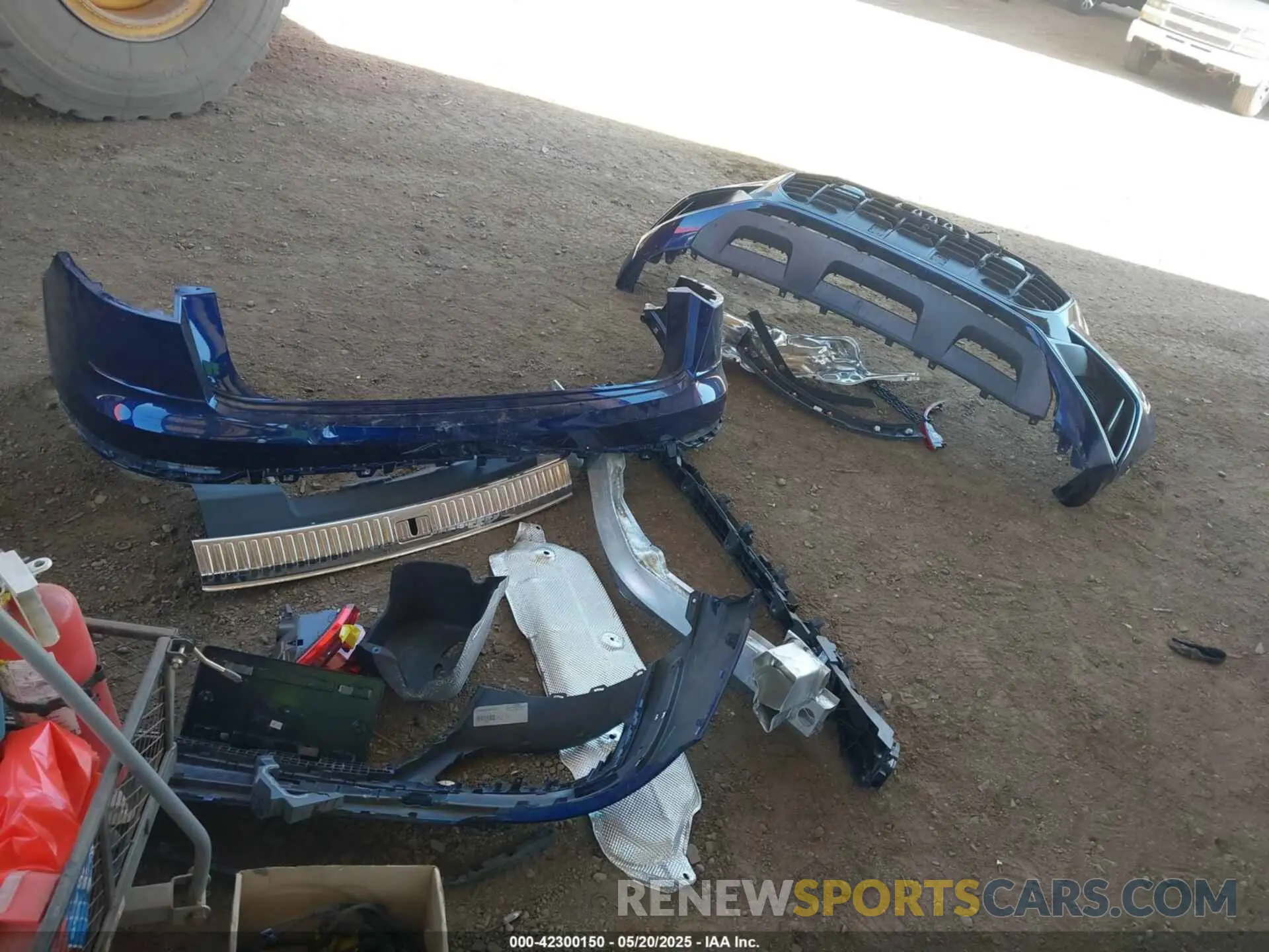 12 Photograph of a damaged car WA1FVBF18PD016158 AUDI Q8 2023