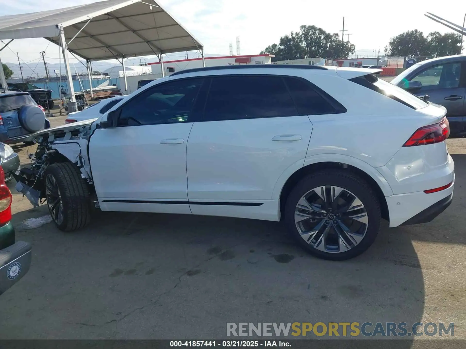 15 Photograph of a damaged car WA1BVBF19RD018552 AUDI Q8 2024