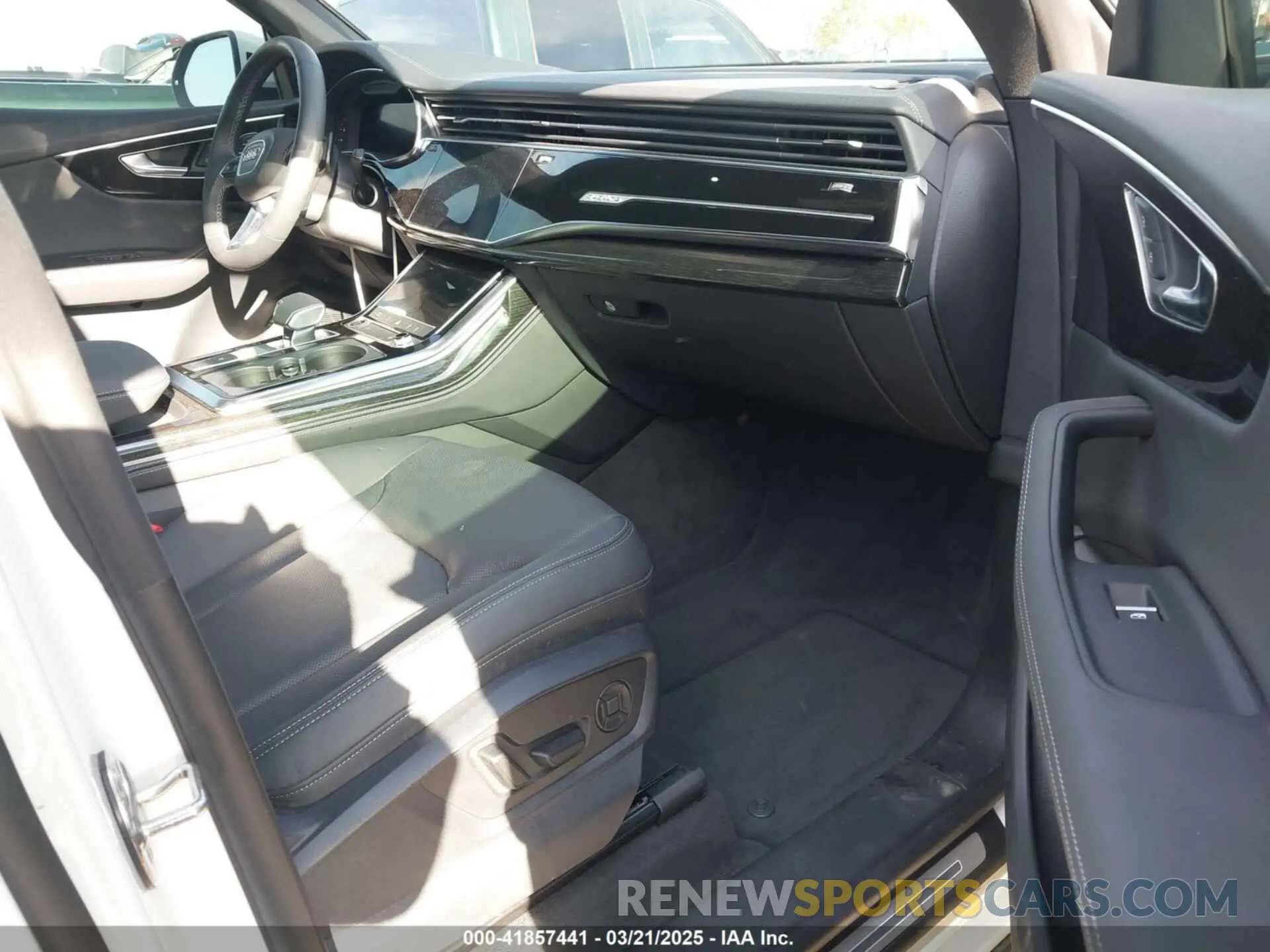 5 Photograph of a damaged car WA1BVBF19RD018552 AUDI Q8 2024