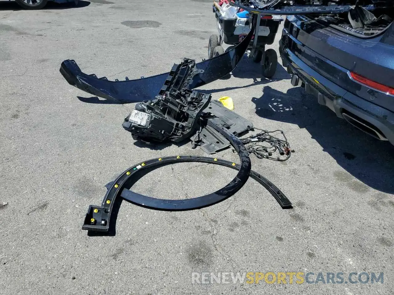 13 Photograph of a damaged car WA1EVBF1XRD020467 AUDI Q8 2024