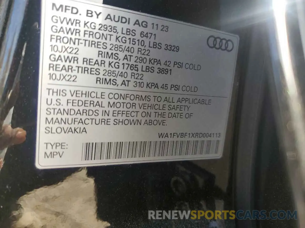 14 Photograph of a damaged car WA1FVBF1XRD004113 AUDI Q8 2024