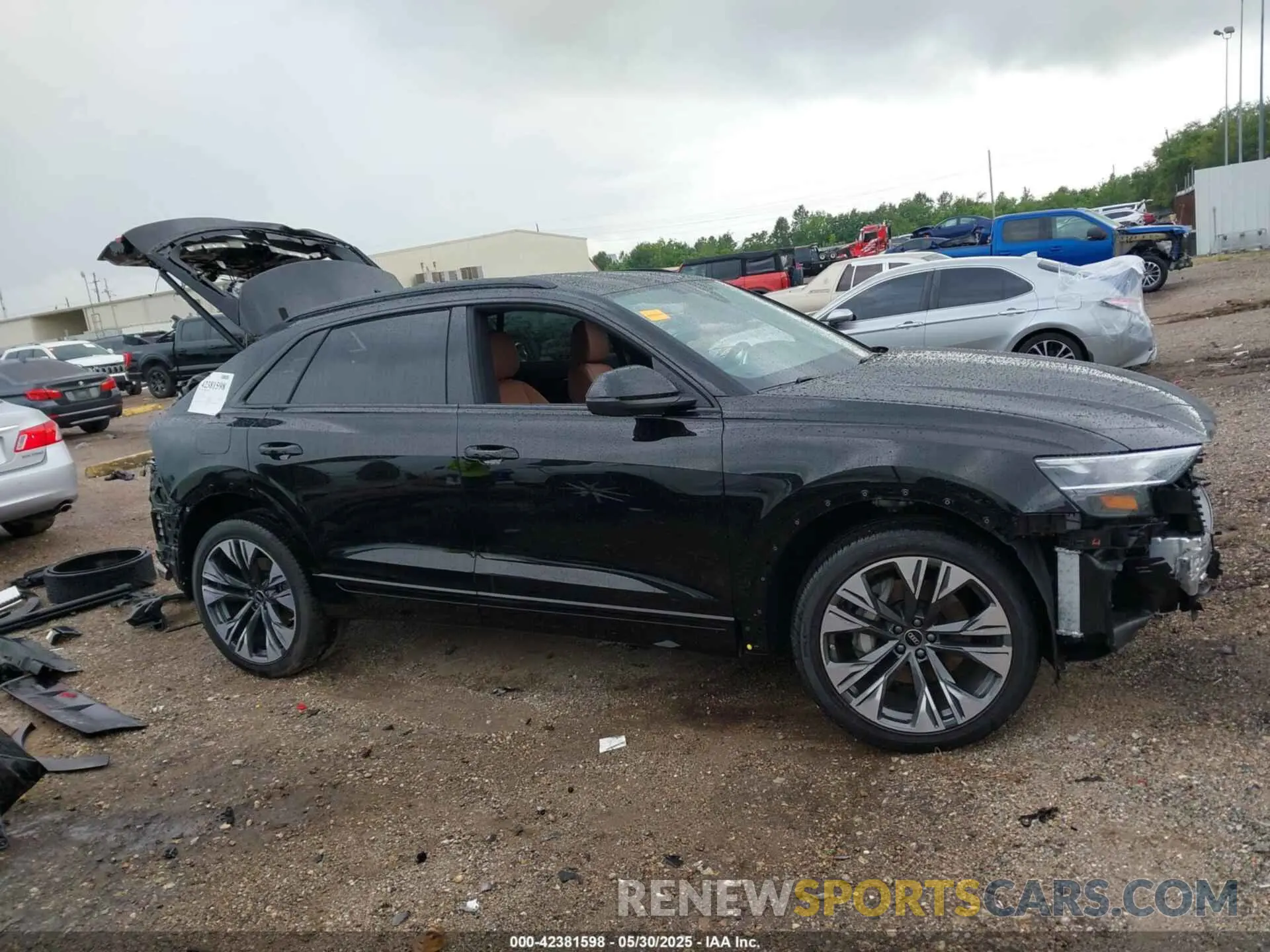 14 Photograph of a damaged car WA1AVBF18SD003784 AUDI Q8 2025