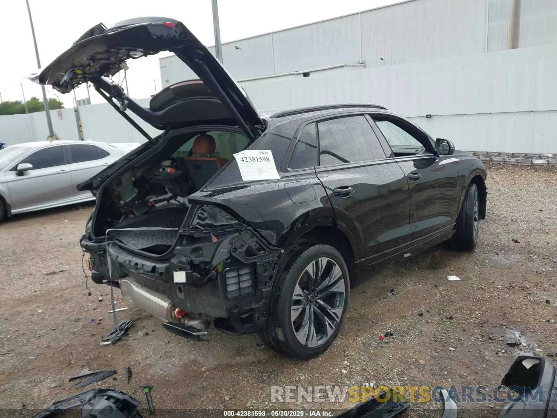 4 Photograph of a damaged car WA1AVBF18SD003784 AUDI Q8 2025