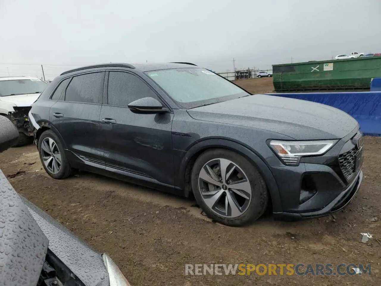 4 Photograph of a damaged car WA14AAGE5RB027891 AUDI Q8 E-TRON 2024