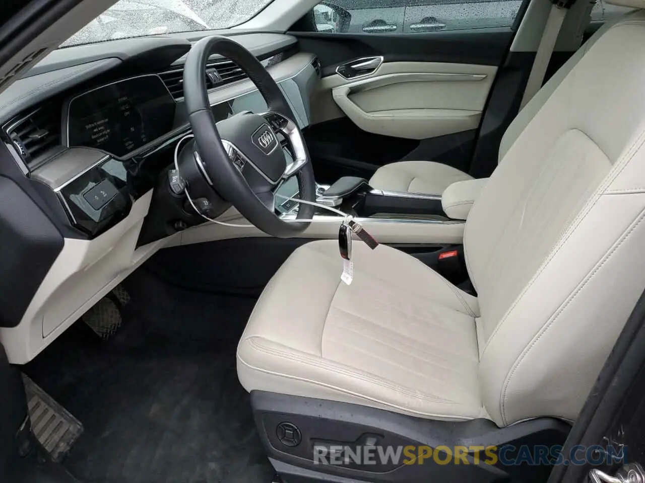 7 Photograph of a damaged car WA14AAGE5RB027891 AUDI Q8 E-TRON 2024