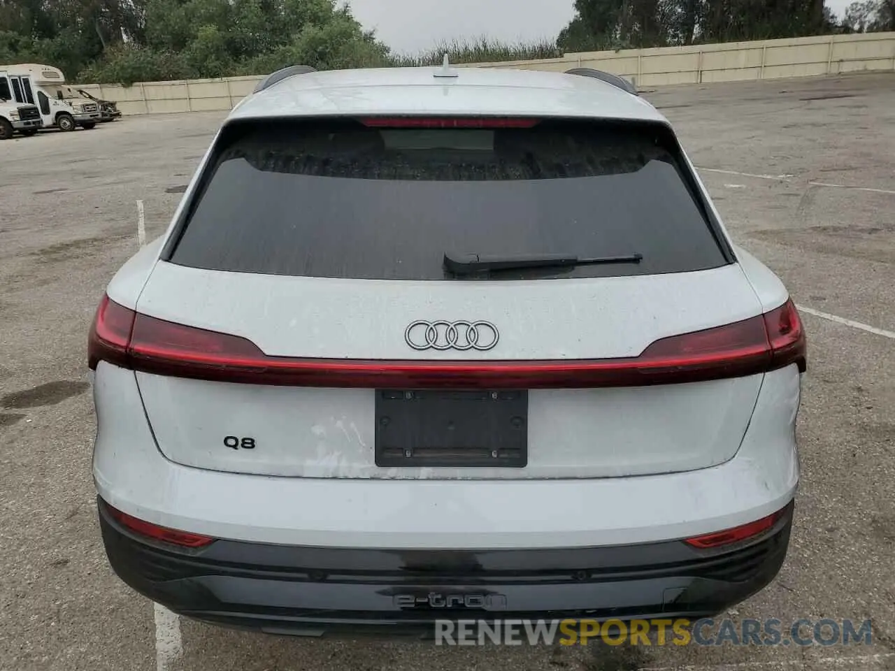 6 Photograph of a damaged car WA14AAGE9RB024394 AUDI Q8 E-TRON 2024