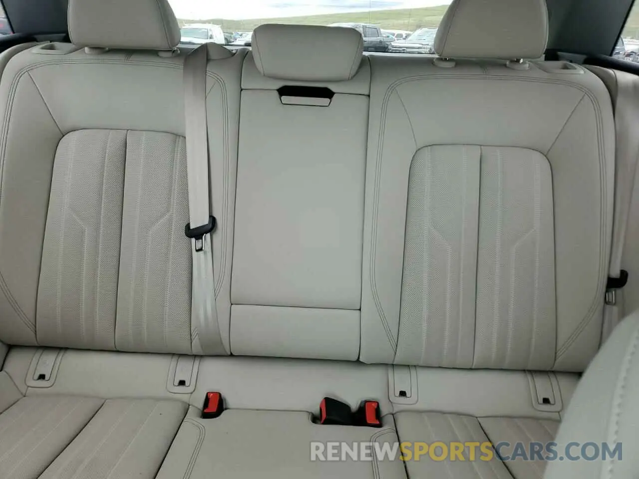 10 Photograph of a damaged car WA15AAGE0RB007827 AUDI Q8 E-TRON 2024