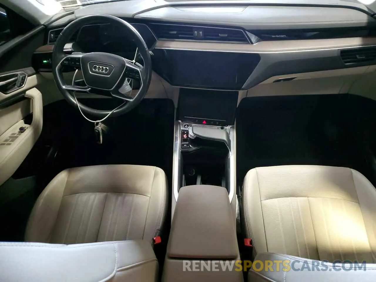 8 Photograph of a damaged car WA15AAGE0RB016575 AUDI Q8 E-TRON 2024
