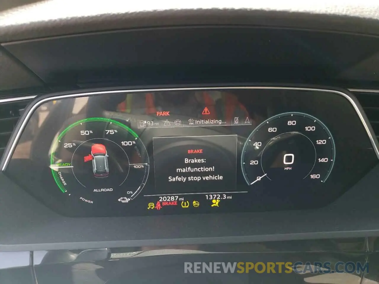 9 Photograph of a damaged car WA15AAGE0RB033134 AUDI Q8 E-TRON 2024