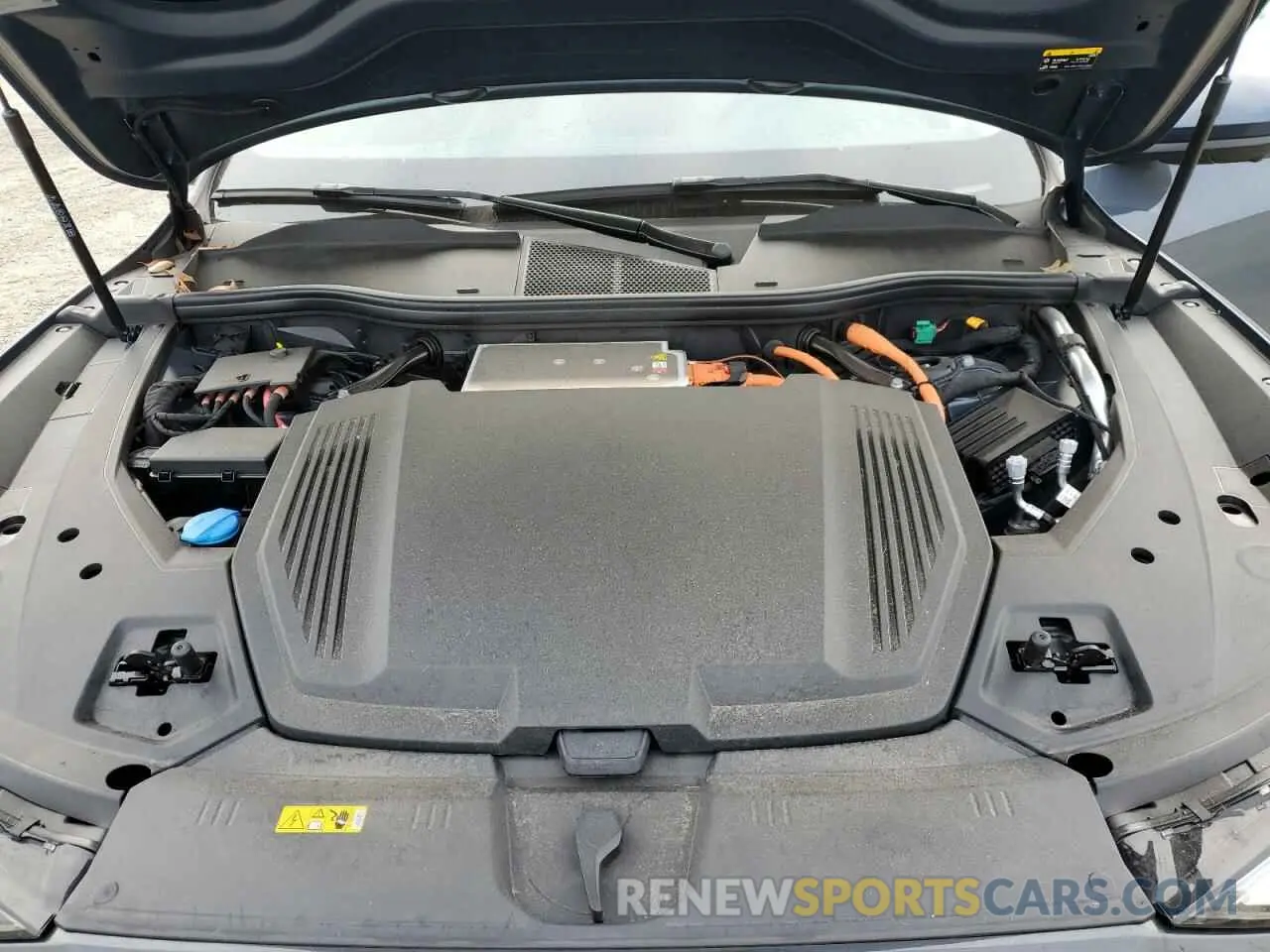 12 Photograph of a damaged car WA15AAGE1RB020361 AUDI Q8 E-TRON 2024