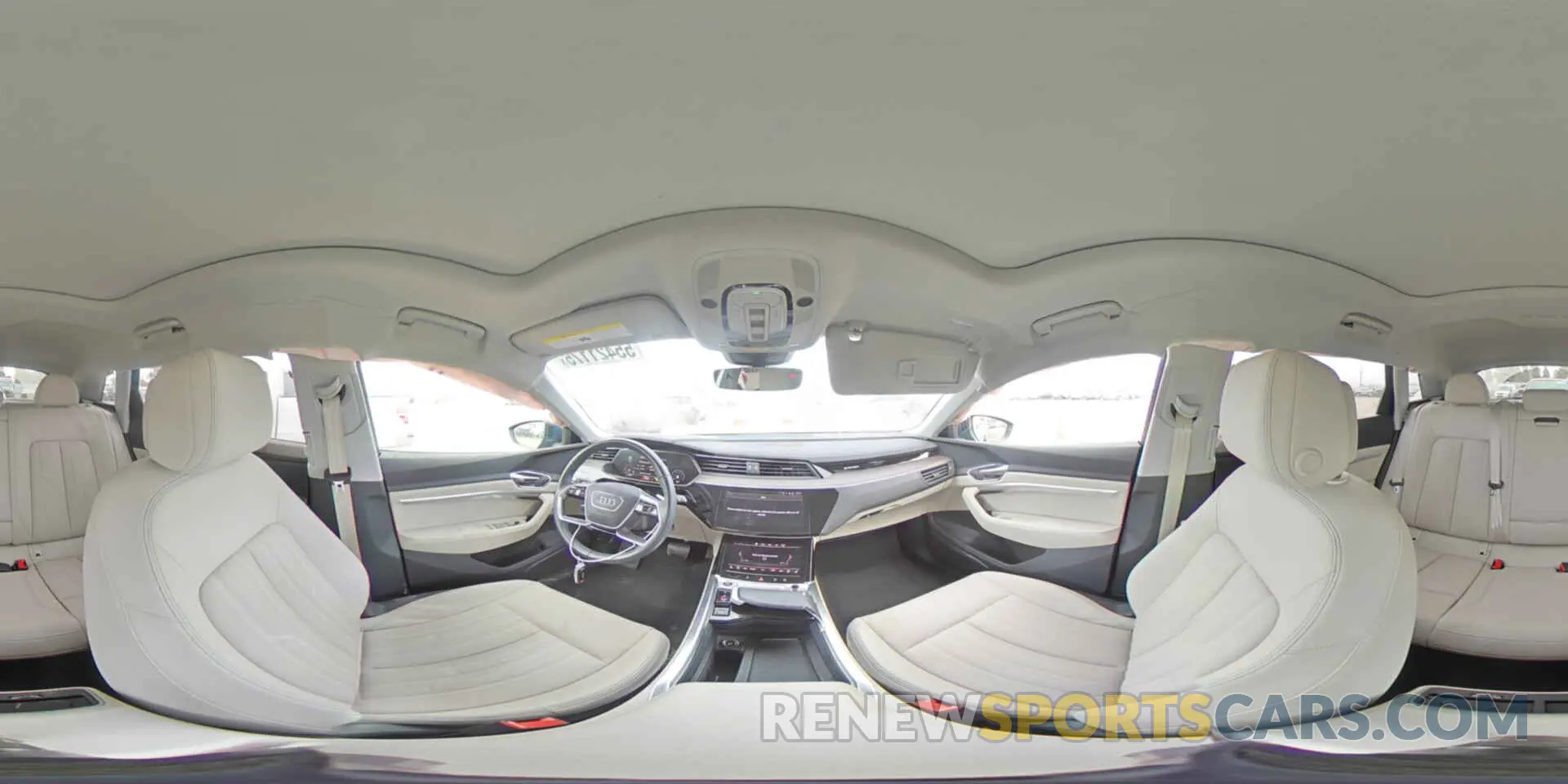 15 Photograph of a damaged car WA15AAGE1RB020361 AUDI Q8 E-TRON 2024