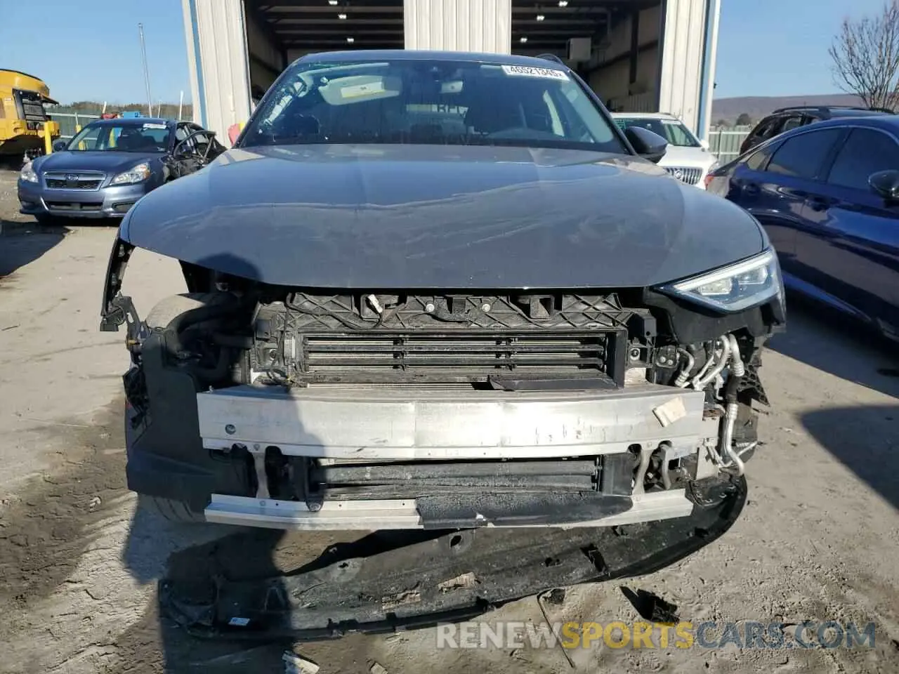 5 Photograph of a damaged car WA15AAGE1RB023051 AUDI Q8 E-TRON 2024