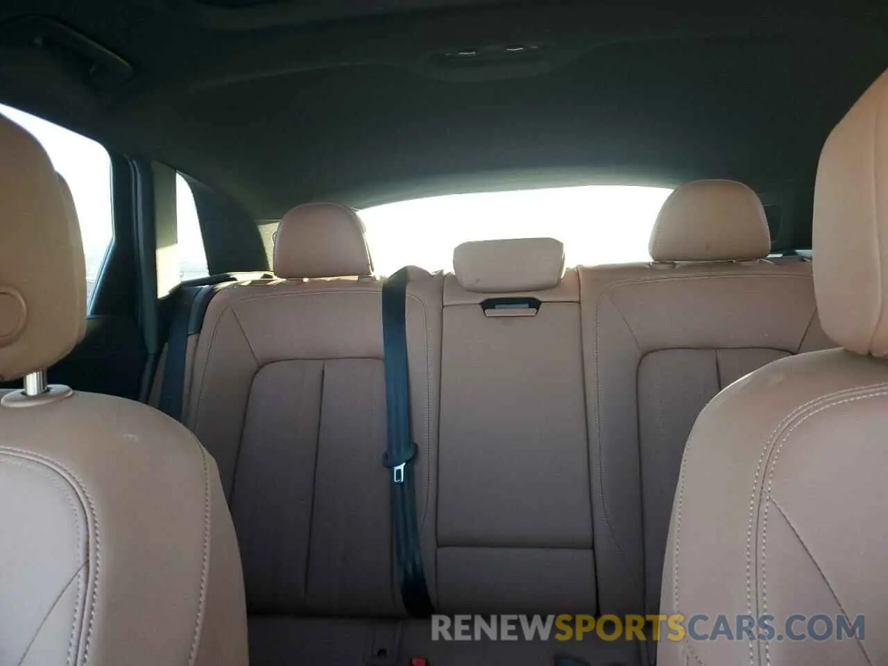 10 Photograph of a damaged car WA15AAGE3RB031412 AUDI Q8 E-TRON 2024