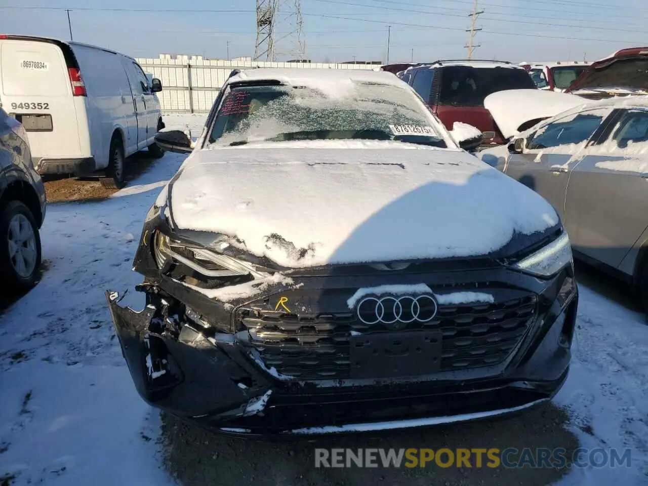 5 Photograph of a damaged car WA15AAGE4RB017020 AUDI Q8 E-TRON 2024