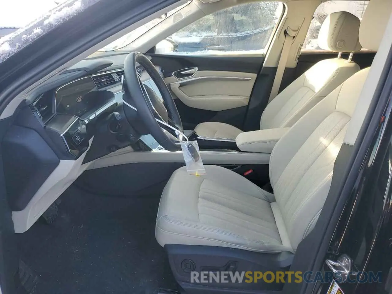 7 Photograph of a damaged car WA15AAGE4RB017020 AUDI Q8 E-TRON 2024