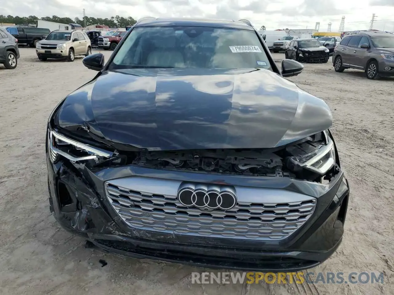 5 Photograph of a damaged car WA15AAGE4RB029832 AUDI Q8 E-TRON 2024
