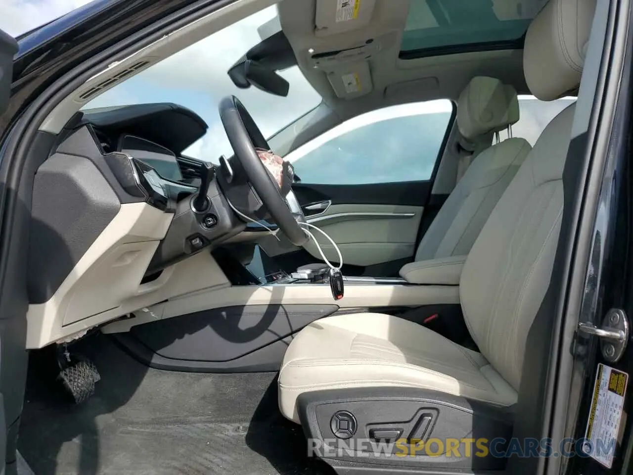 7 Photograph of a damaged car WA15AAGE4RB029832 AUDI Q8 E-TRON 2024