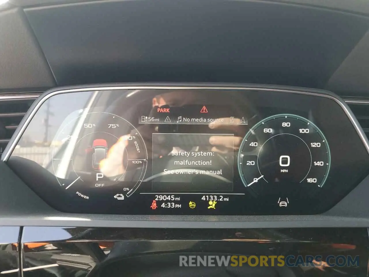 9 Photograph of a damaged car WA15AAGE6RB025796 AUDI Q8 E-TRON 2024
