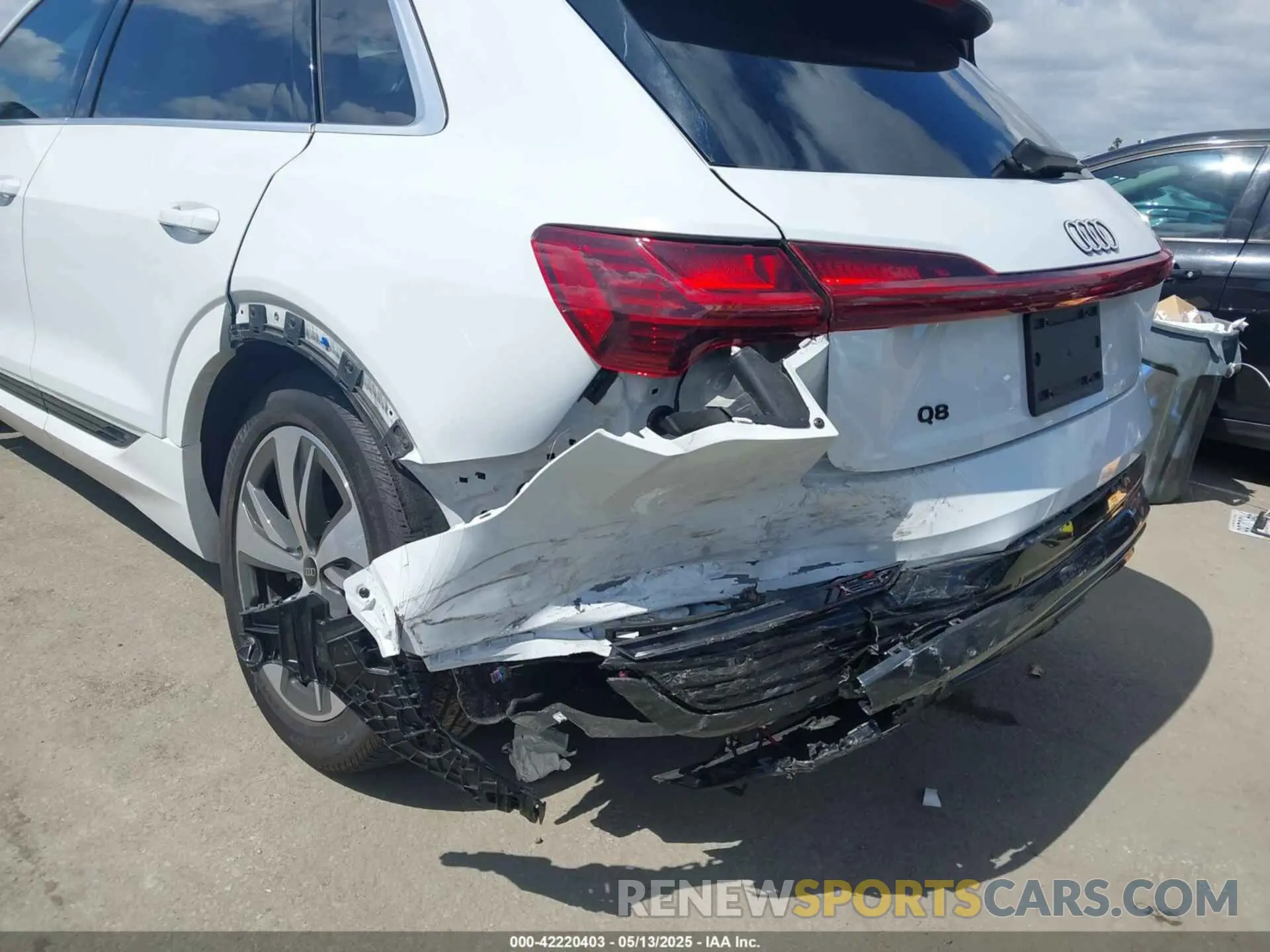6 Photograph of a damaged car WA15AAGE8RB007266 AUDI Q8 E-TRON 2024