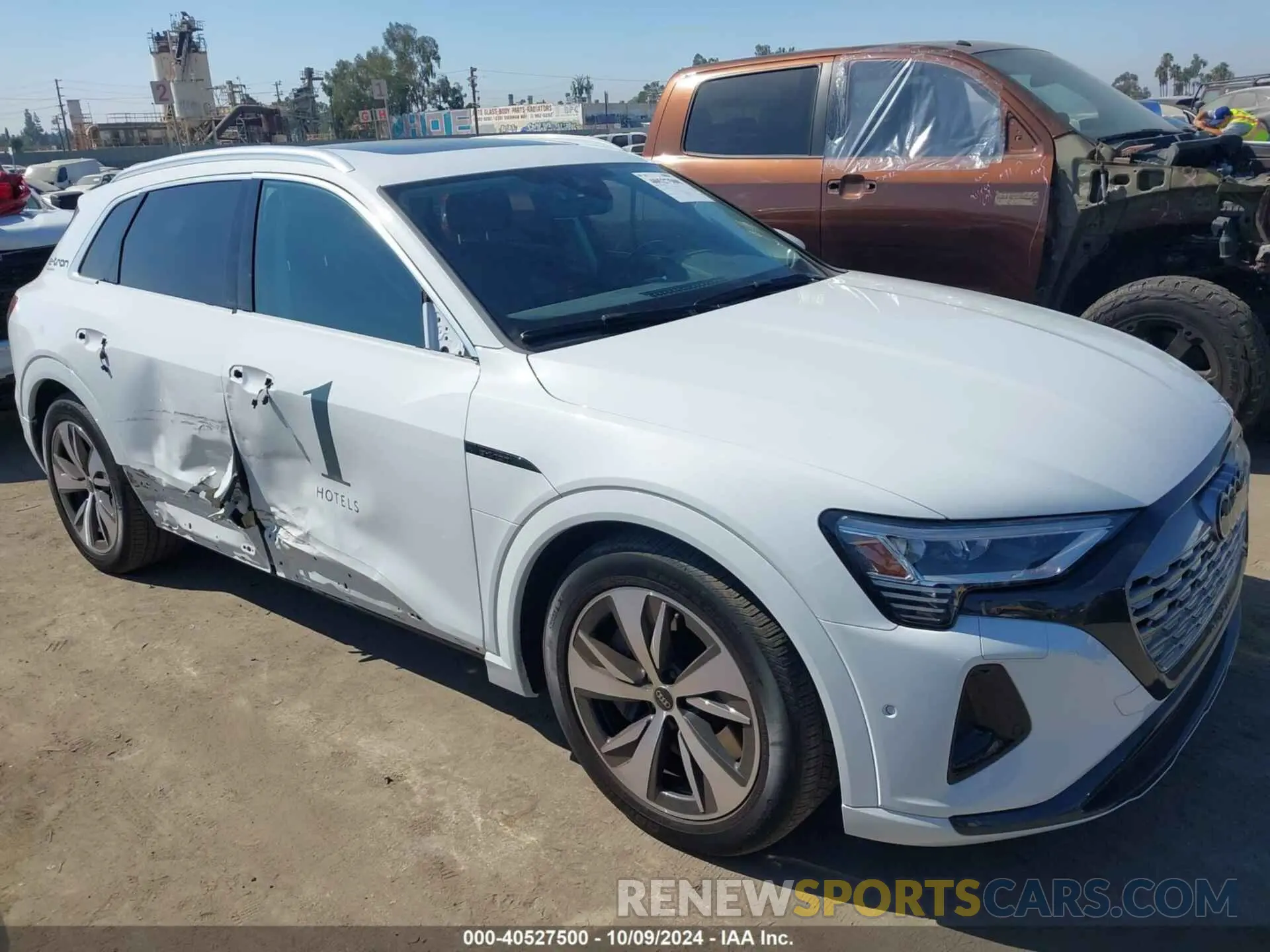 14 Photograph of a damaged car WA15AAGE8RB028828 AUDI Q8 E-TRON 2024