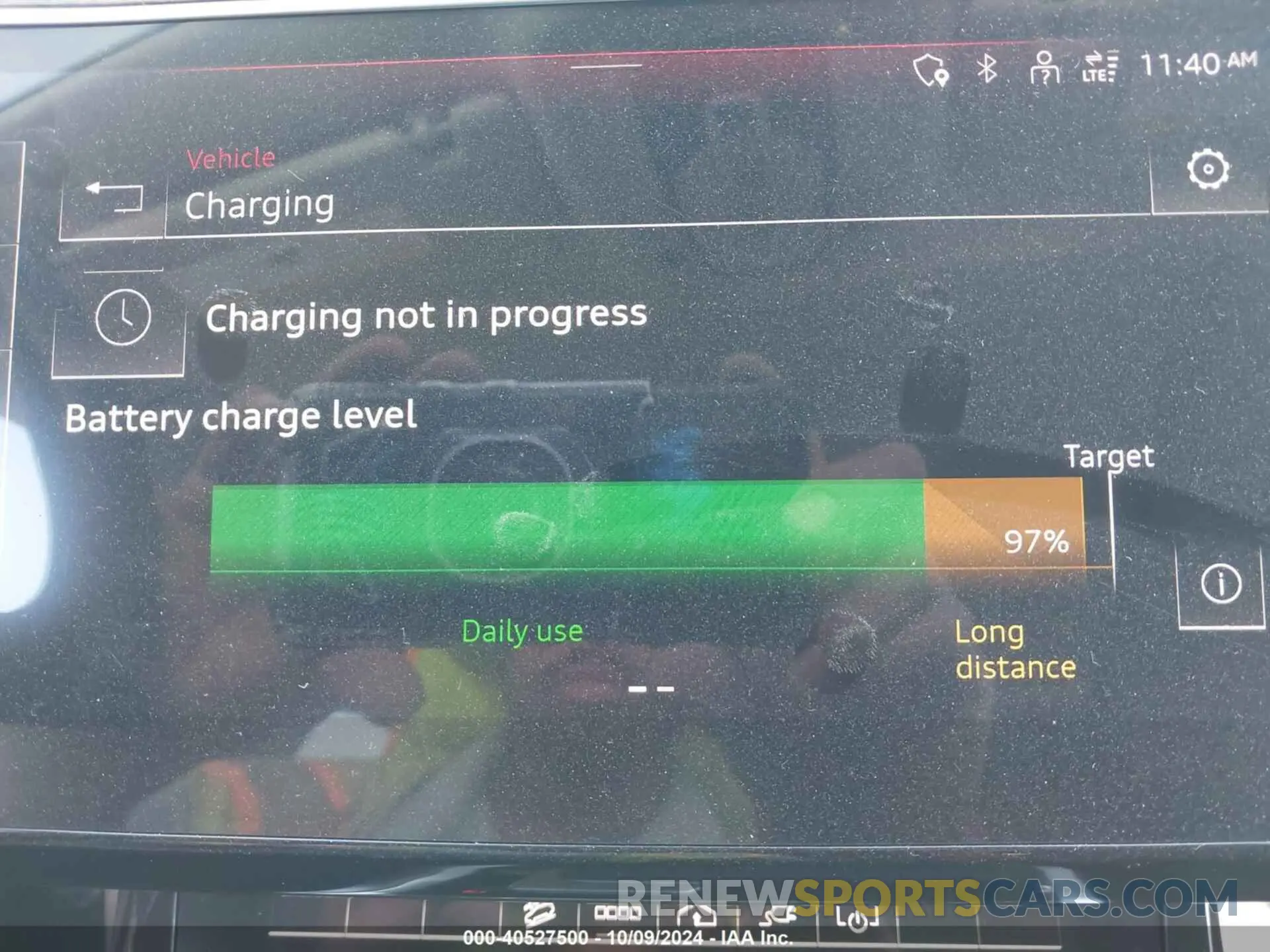 18 Photograph of a damaged car WA15AAGE8RB028828 AUDI Q8 E-TRON 2024
