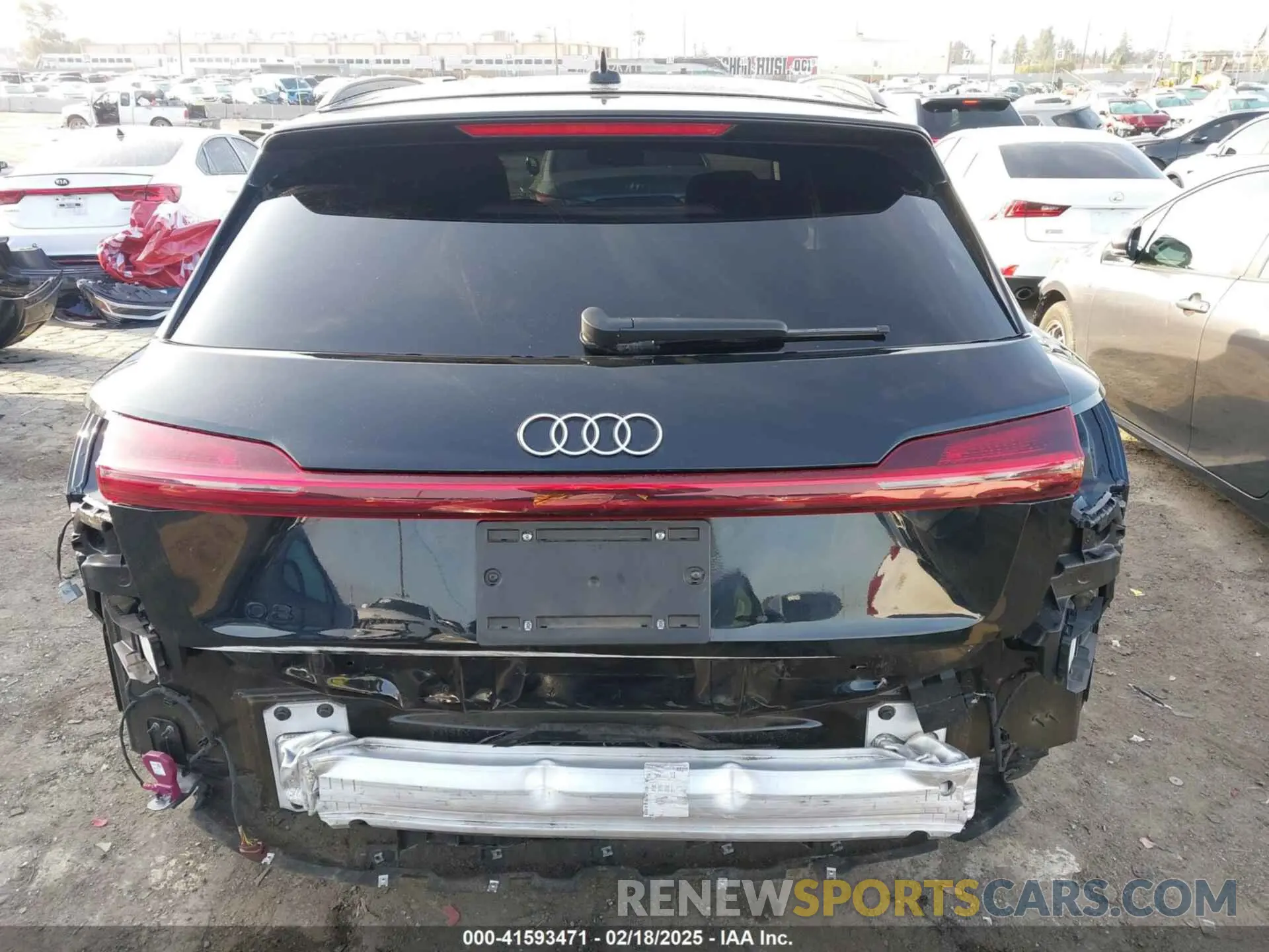 17 Photograph of a damaged car WA15AAGE8RB036637 AUDI Q8 E-TRON 2024
