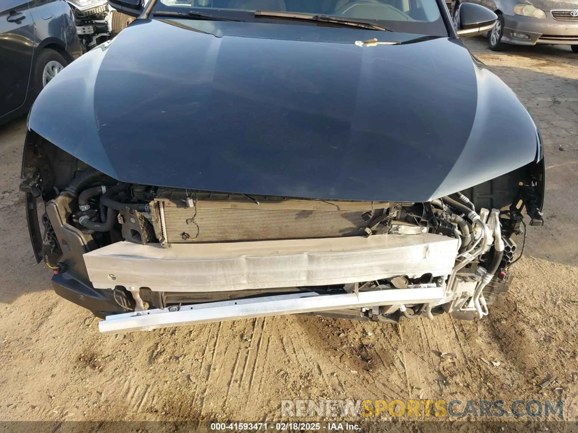 6 Photograph of a damaged car WA15AAGE8RB036637 AUDI Q8 E-TRON 2024