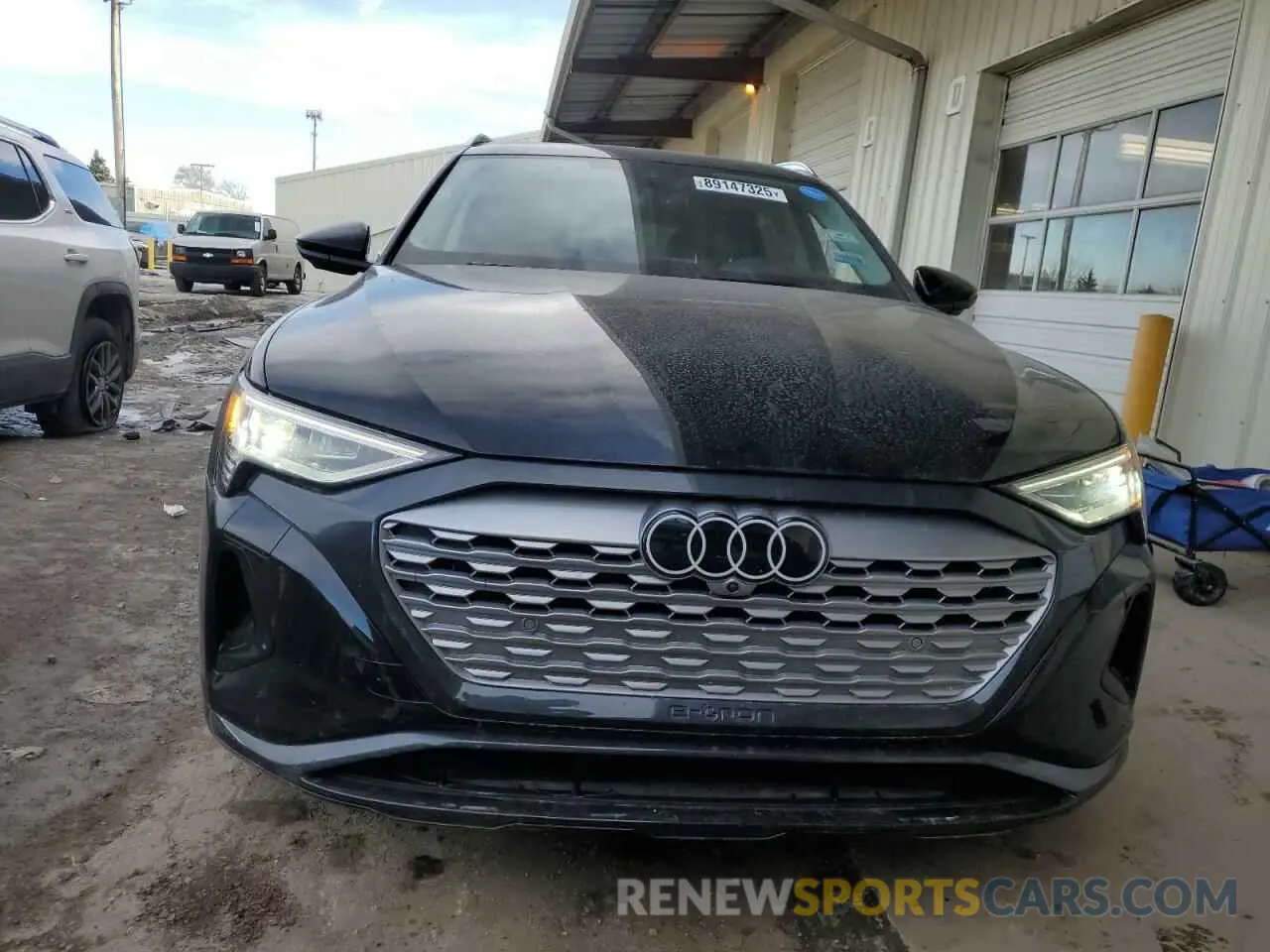 5 Photograph of a damaged car WA15AAGEXRB027535 AUDI Q8 E-TRON 2024