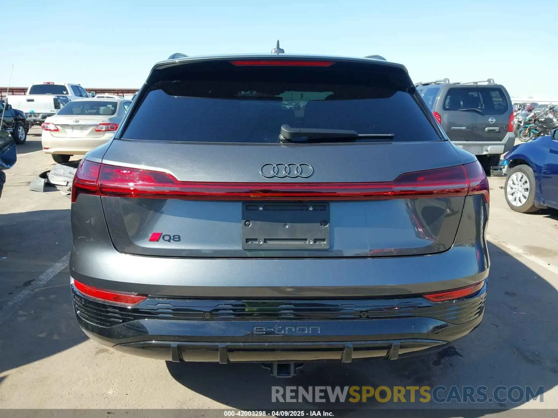 16 Photograph of a damaged car WA16AAGE1RB052893 AUDI Q8 E-TRON 2024