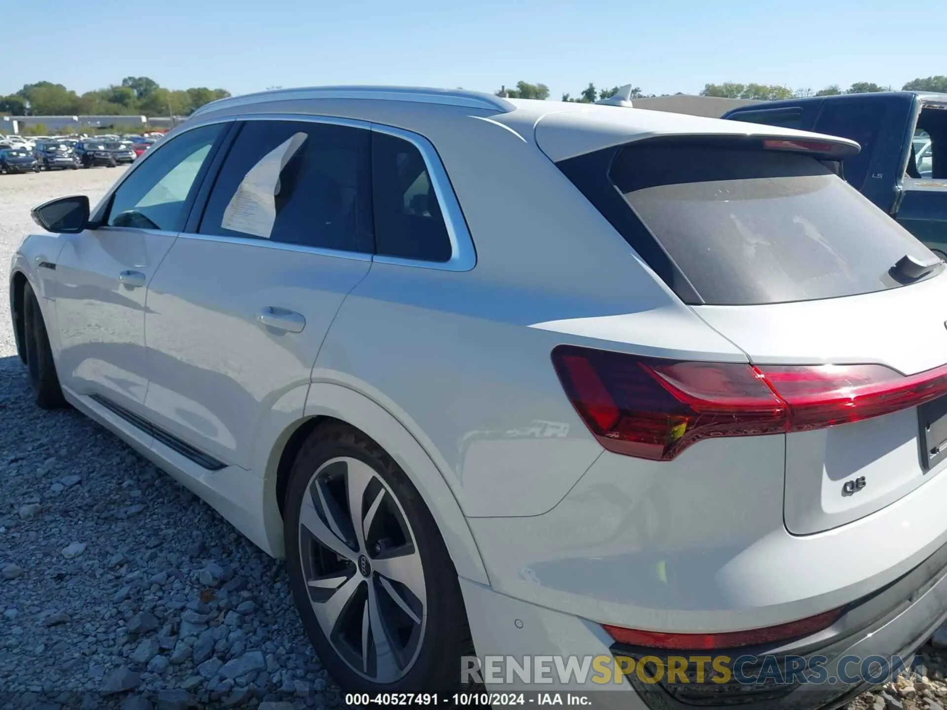 3 Photograph of a damaged car WA16AAGE1RB057446 AUDI Q8 E-TRON 2024