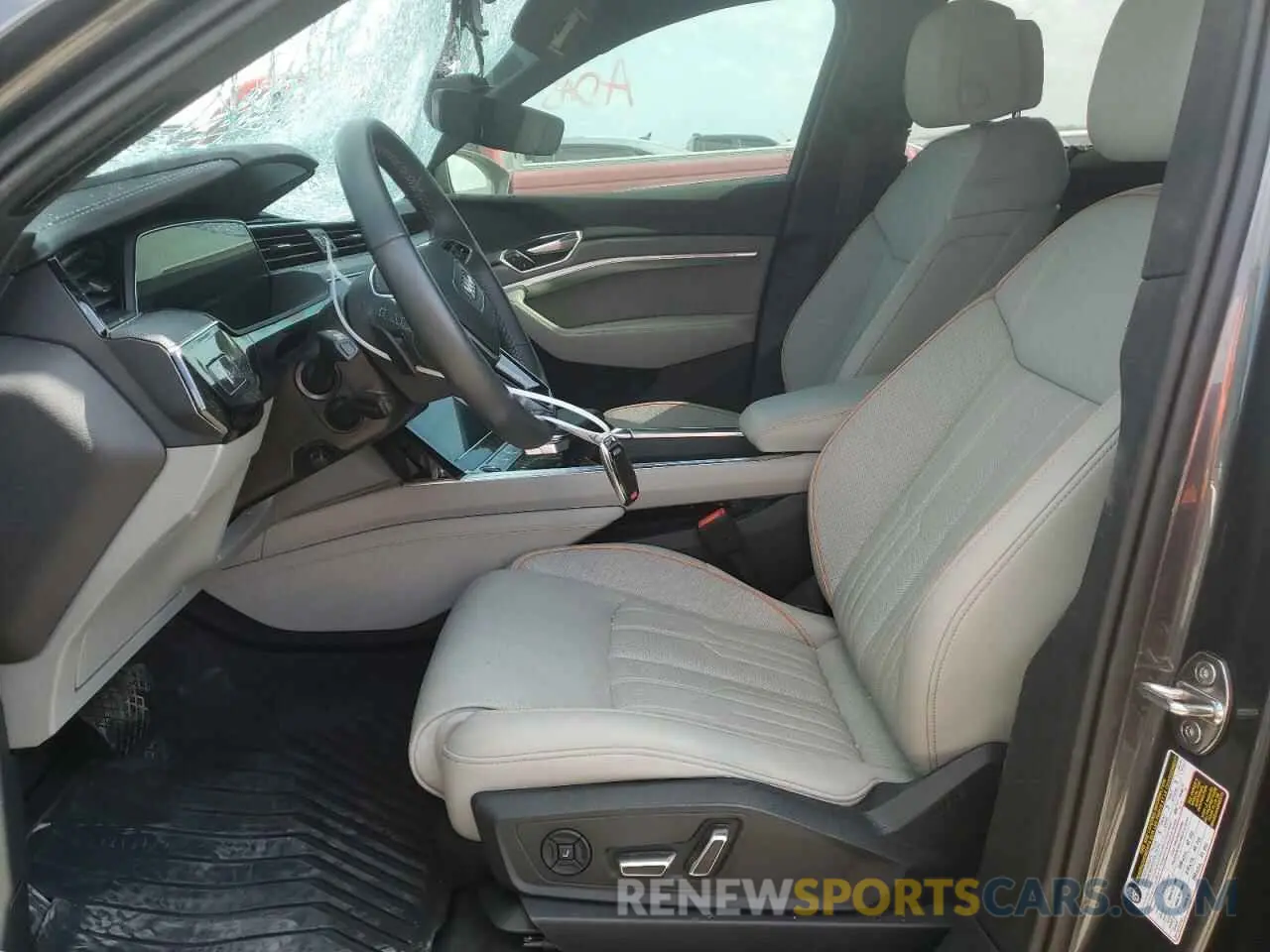 7 Photograph of a damaged car WA16AAGE2RB023404 AUDI Q8 E-TRON 2024