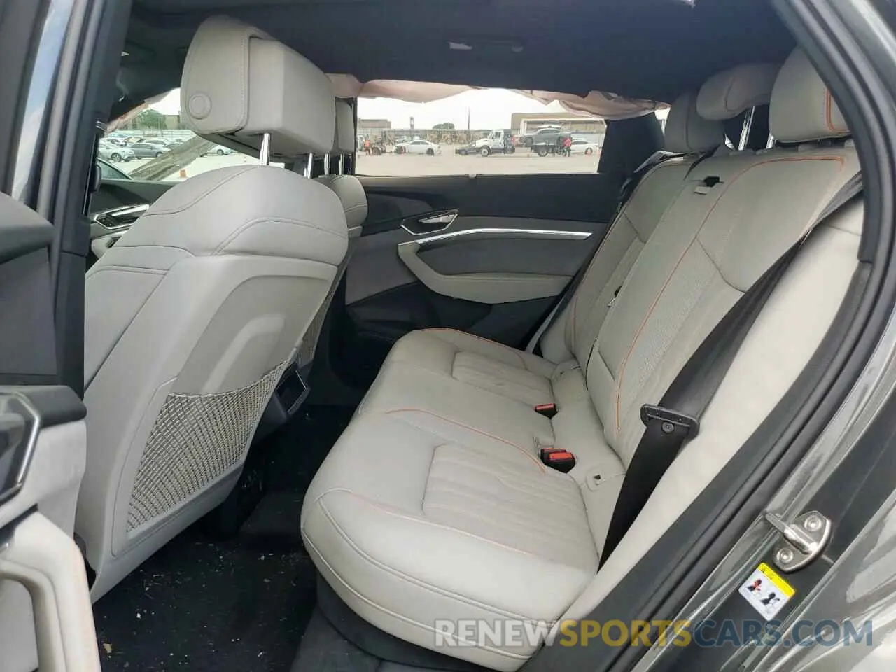 10 Photograph of a damaged car WA16AAGE5RB048734 AUDI Q8 E-TRON 2024