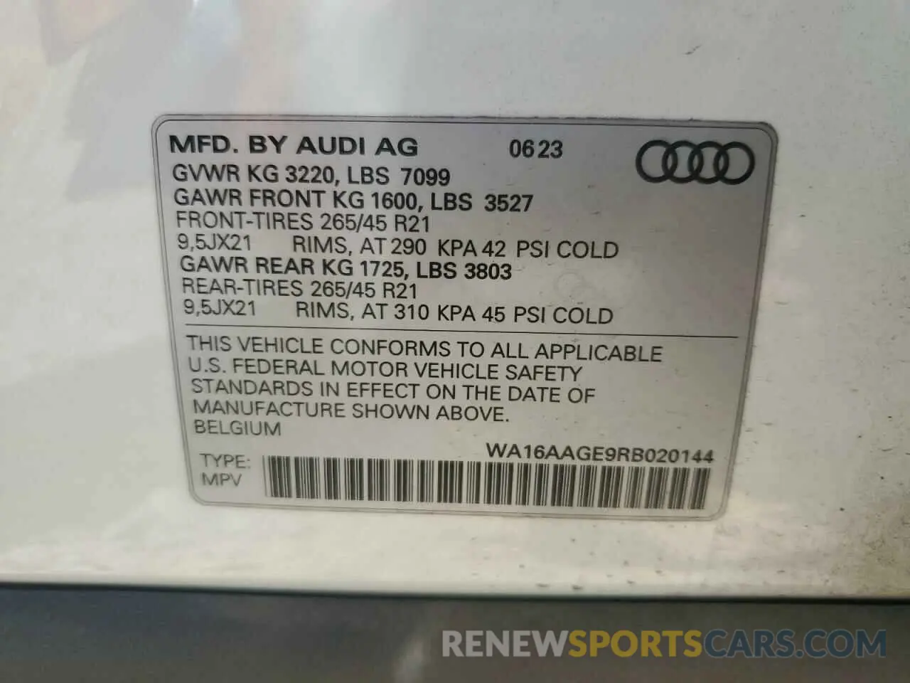 14 Photograph of a damaged car WA16AAGE9RB020144 AUDI Q8 E-TRON 2024