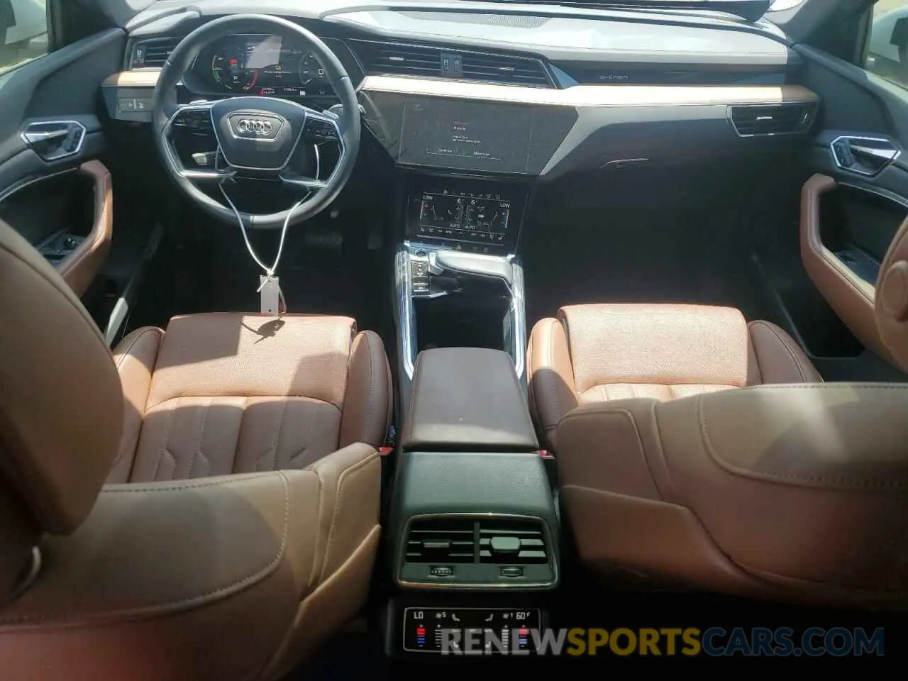 8 Photograph of a damaged car WA16AAGE9RB020144 AUDI Q8 E-TRON 2024