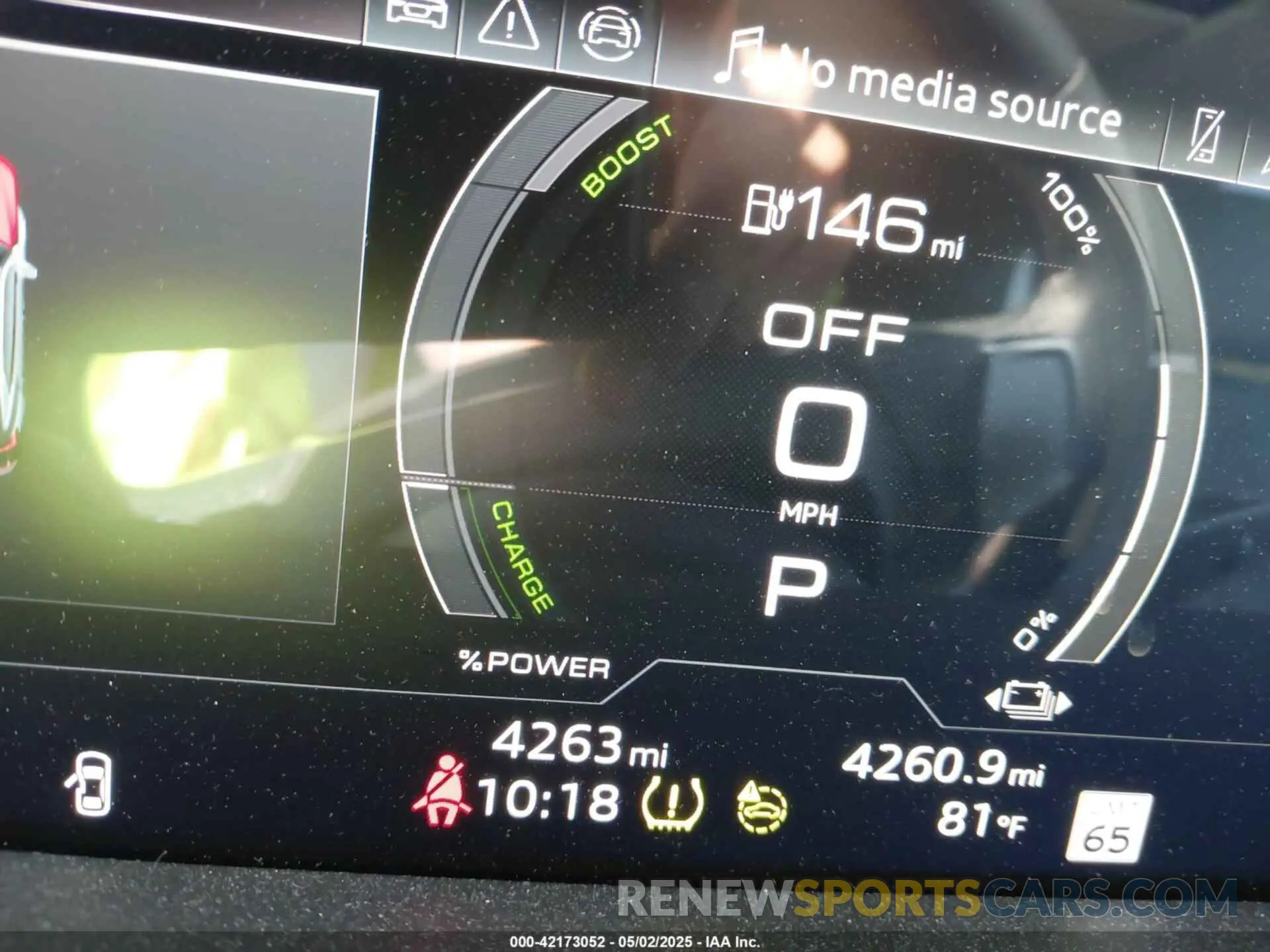15 Photograph of a damaged car WA16AAGE9RB036425 AUDI Q8 E-TRON 2024